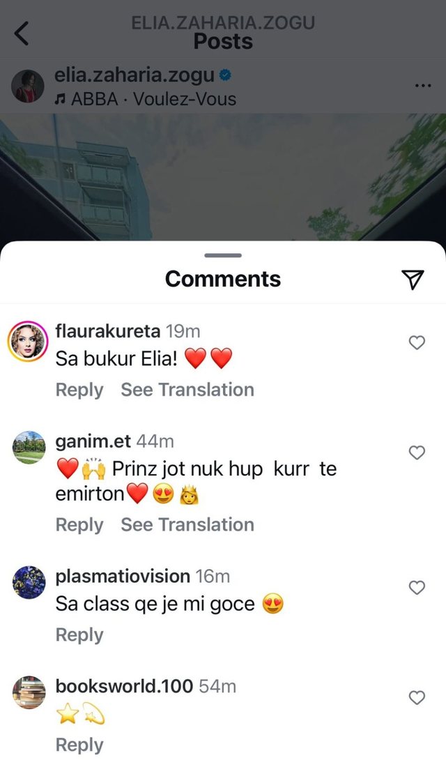 FOTO/ Elia Zaharia shfaqet e qeshur, shkëlqen me fustanin e kuq! Si duket
