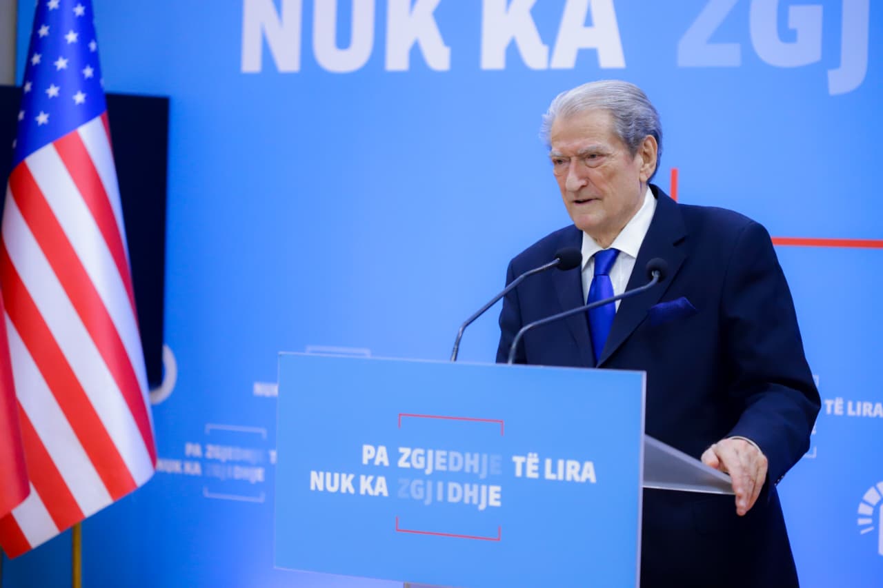 P&euml;rmbytjet n&euml; vend/ Berisha: Mbrojtja civile &euml;sht&euml;