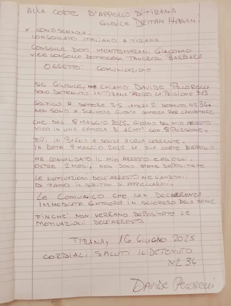 Inskenoi vdekjen/ Biznesmeni italian Davide Pecorelli, letër