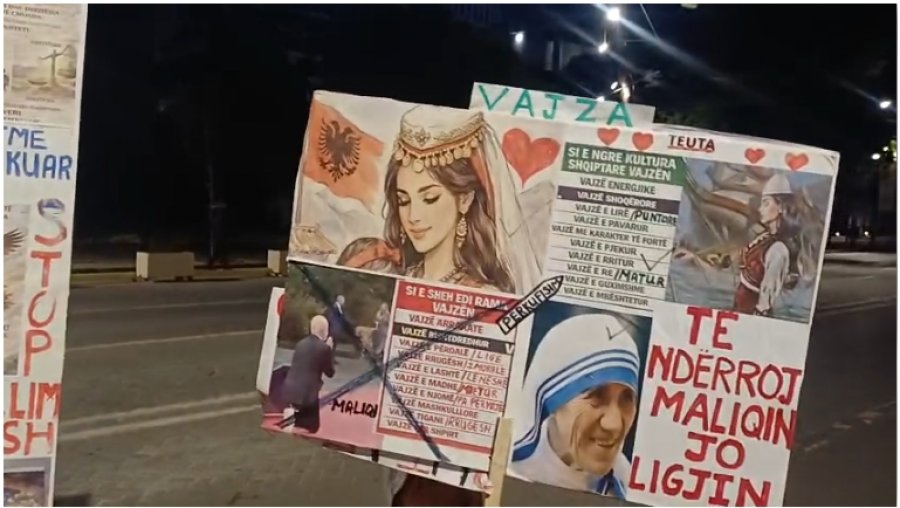 Opozita proteston për 3 orë rresht, i vënë flakën