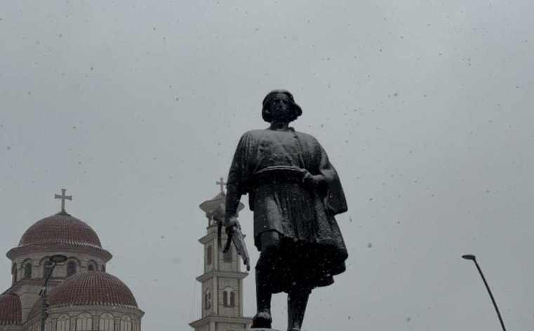 Temperatures drop, snowfall returns to the North and Southeast