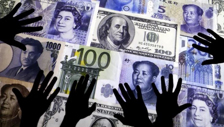 Kursi i këmbimit/ Dobësohen Dollari amerikan dhe Euro!