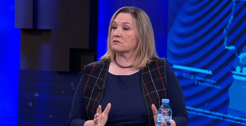 A&ccedil;ka: Jeni tallur me demokrat&euml;t, ikni me nder n&euml;se ju ka ngelur