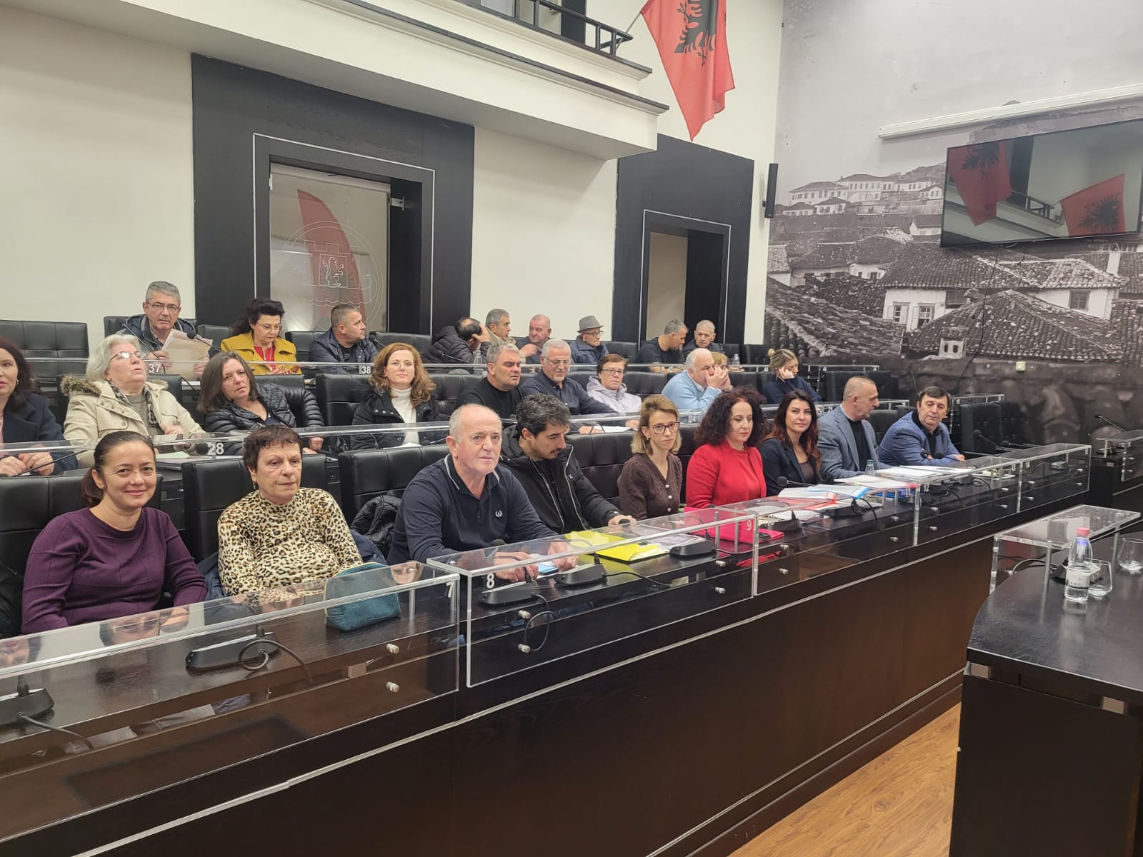 Banorët që preken nga projekti TID protestë, Rama mbërrin