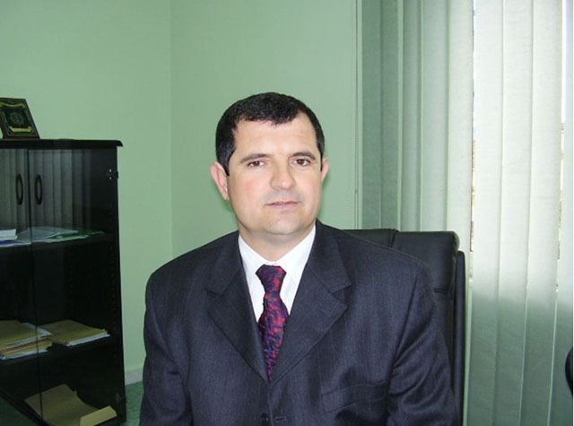 Dy drejtorët në 2015-ën u arrestuan se favorizuan firmën e