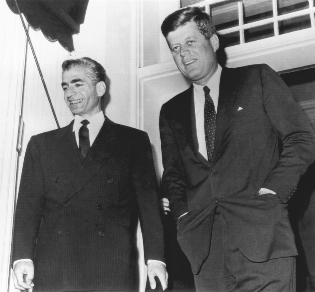 Familja Pahlavi, historia e dinastisë mbretërore që