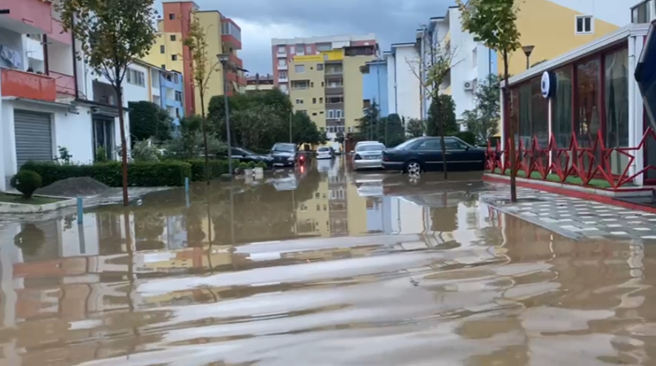 FOTO: Shqipëria nën ujë!
