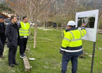 Media italiane: Vangjel Tavo, Kryetari i Bashkisë që rilidhi