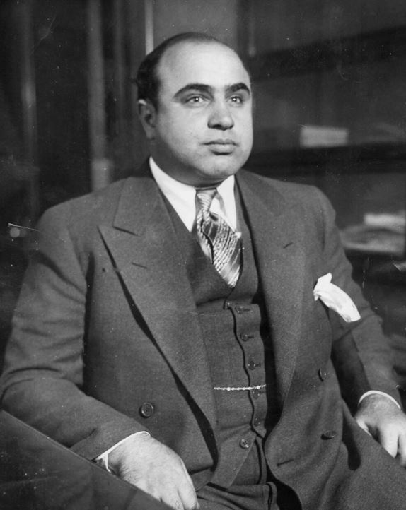 Al Capone vdiq 48 vjeç, por kishte mendjen e një 12-vjeçari/