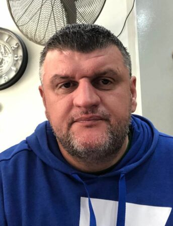 Kush është shqiptari që iu bë atentat në Greqi, sapo