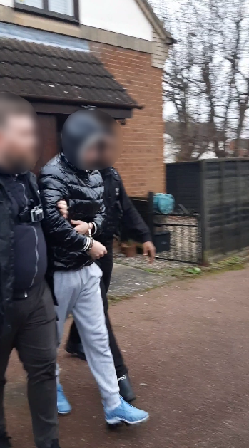 Trafiku i emgrantëve me gomone! FBI-ja angleze arreston