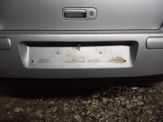 FOTOT/ Do përdoren në ngjarje kriminale? Vidhen targat e mjeteve