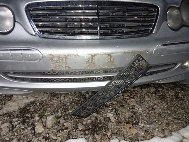 FOTOT/ Do përdoren në ngjarje kriminale? Vidhen targat e mjeteve